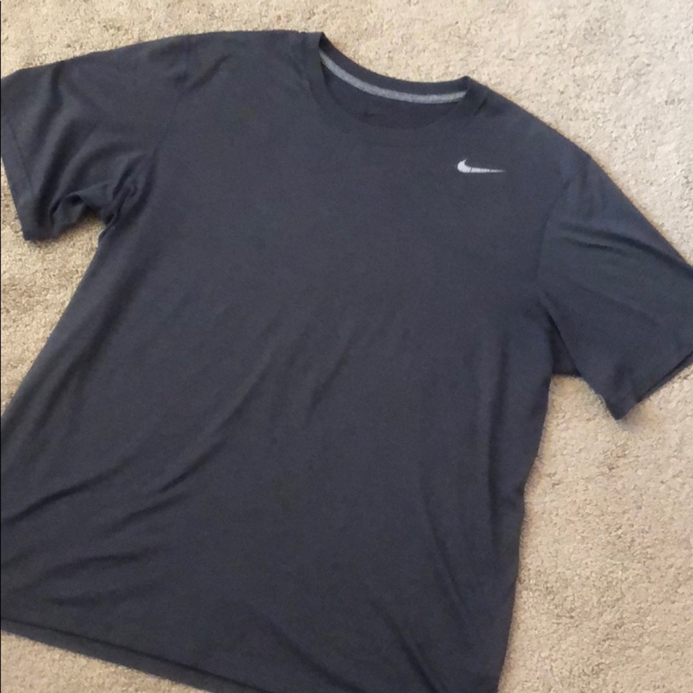Nike dri-fit tee